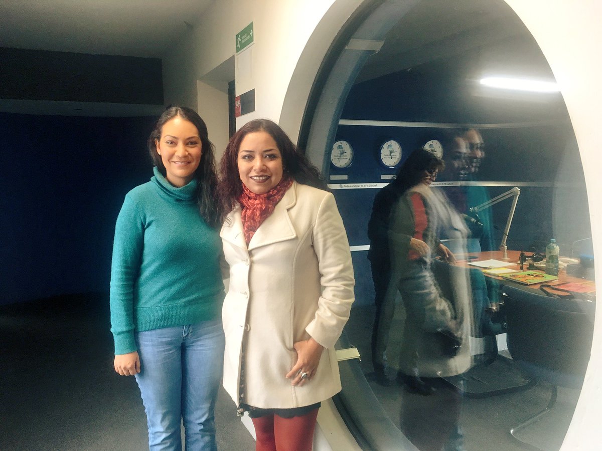 ParnasoCultura's tweet photo. @gaby_marcial Dir de @CinetecaZac y del @FCFresnillo nos habla y comparte una evaluación de cómo cerró el #FCC2017 #Entérate https://t.co/OinUCxGHo6