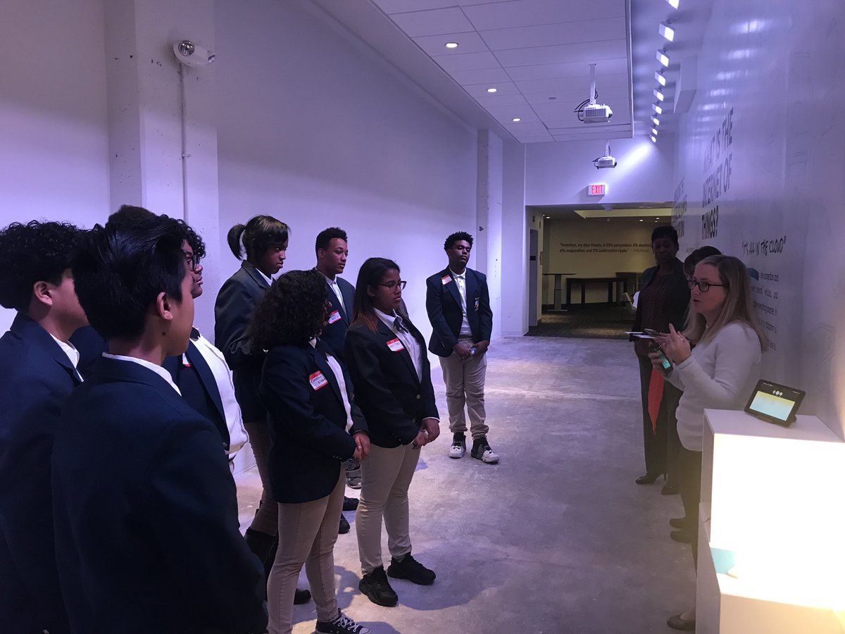 chec_aoht's tweet photo. Thanks #DCCAN team for providing a great #workbasedlearning opportunity for our scholars. @NAFCareerAcads @dcpublicschools #DCPSCareerReady https://t.co/EIRCuxmpMy