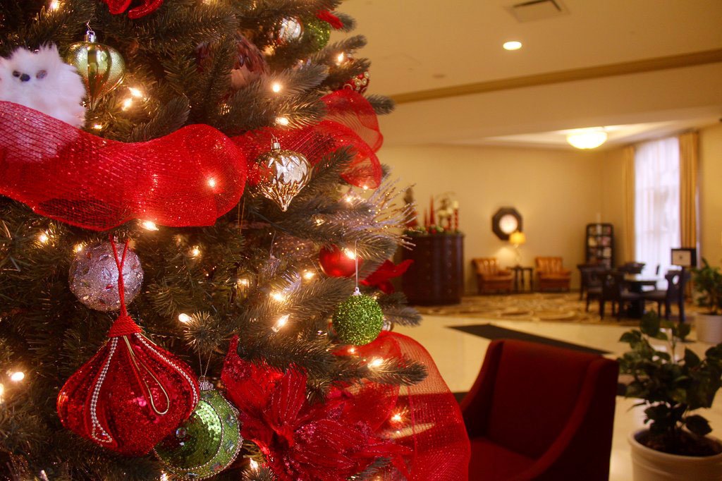 After a successful Thanksgiving feast, <a href="/DoubleTreeLanc/">DoubleTree Lancaster</a> is gearing up for the holiday season. Check out their website for more info: goo.gl/mwx9sP