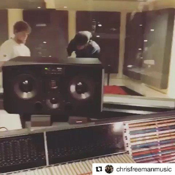 #Repost @chrisfreemanmusic (<a href="/get_repost/">Repost</a>)
・・・
You know what? Fuck acting cool..I’m enjoying this journey way too much lol 💯🙏🏾 #coolisoverrated #beakidatheart #embraceyourjourney #alrightcool #singersongwriter #musicanslife @ulteriamusic let’s add … ift.tt/2n7CfL8