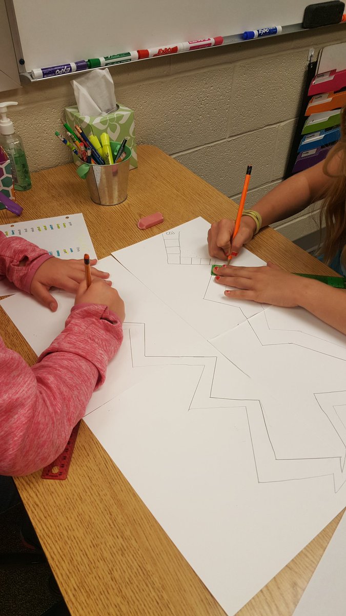 MrsBeckSLP's tweet photo. These Roaders have been working hard to design their very own game that includes their target words.  Today we finally got to play the game they created! #HandsOnLearning #Collaboration https://t.co/5smq1FCcxj
