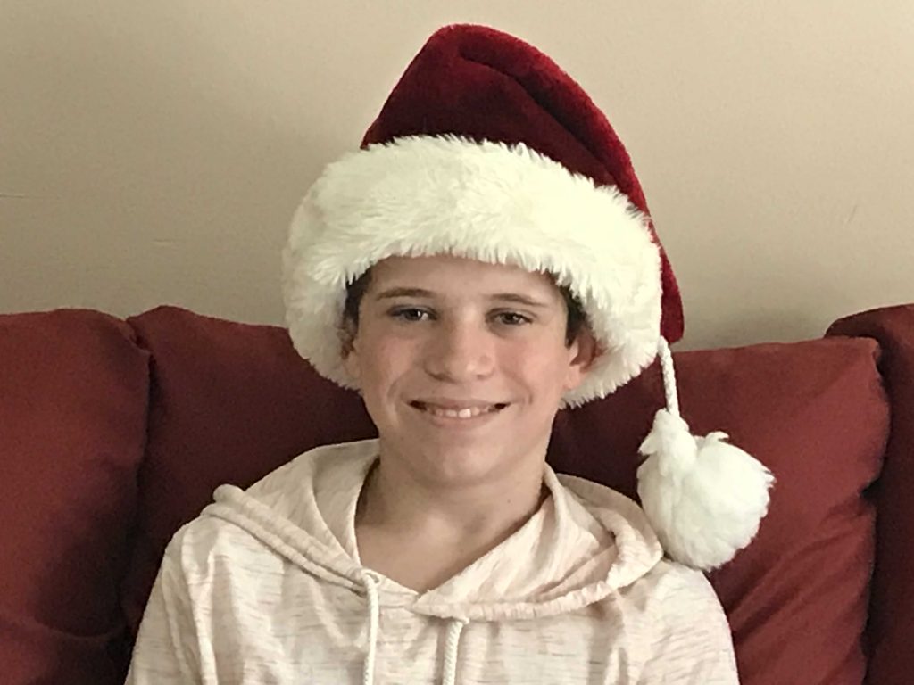 prunderground's tweet photo. 12-Year-Old Head of Elf Factory Celebrates 6th Year of Helping Families in Need https://t.co/2uOGymAzBZ #ElfFactory https://t.co/gQUKnnID36