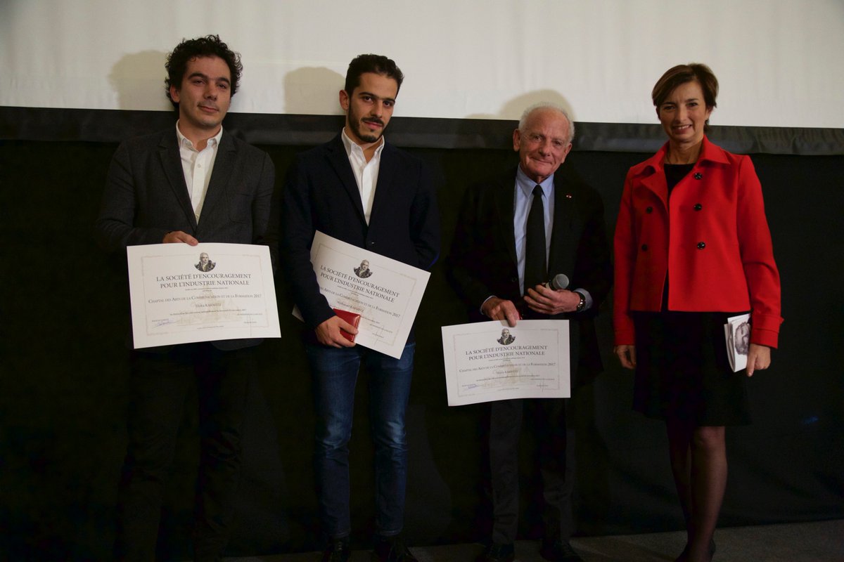 IndustrieFrance's tweet photo. Comité #Communication #CHAPTAL2017 remis à Marin Karmitz @nathanaelka @elish @mk2 "Une autre vision du #Cinéma" #FAMILLE #TRANSMETTRE #VALORISER #CONSERVER @svillaudiere @oliviermousson #HotelIndustrie https://t.co/LYW4iYzWSa