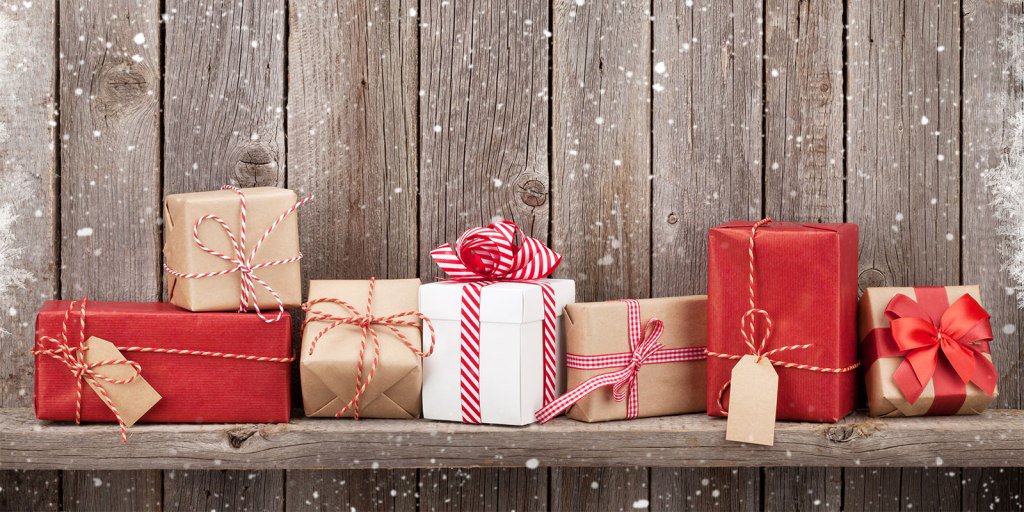 slightly_sarah's tweet photo. Gifts that don’t suck https://t.co/eZIgDpZLsf https://t.co/gM4kddo5UK