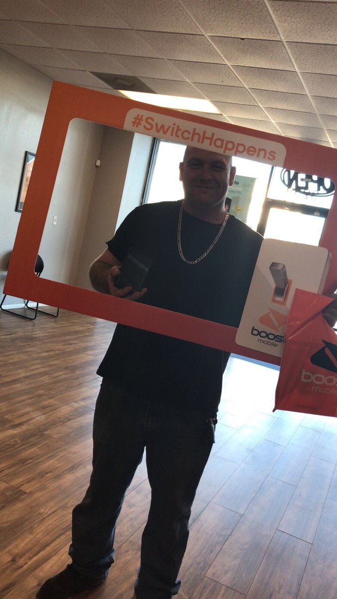MobilesWireless's tweet photo. New customers!! Welcome to Boost Mobile!!👏🏻👏🏻👏🏻☝🏻☝🏻☝🏻 https://t.co/6IagENvzYT