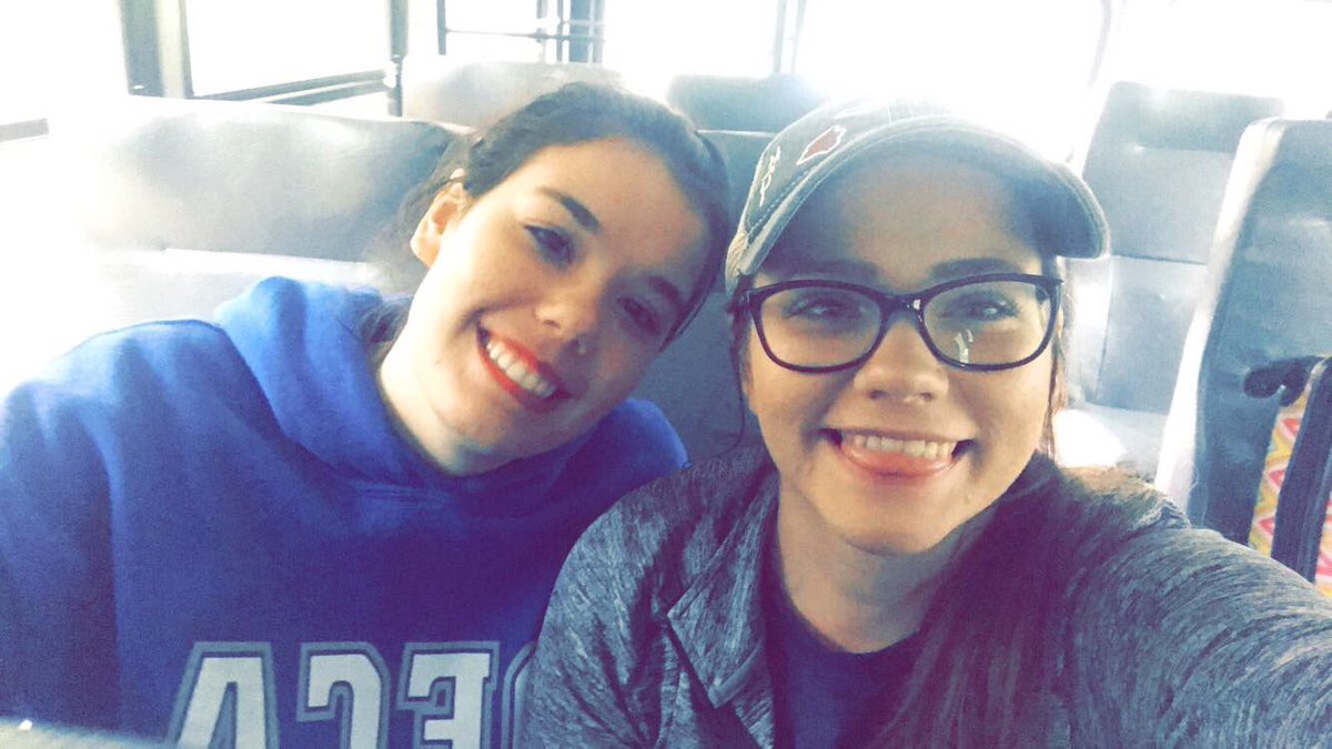 Day 27: Group project partners Sam Hamouz(left) and Kaylee Hamm(right)💥💖 #DECAMonth #LIMITLESS <a href="/DECADirect/">DECA INC</a>