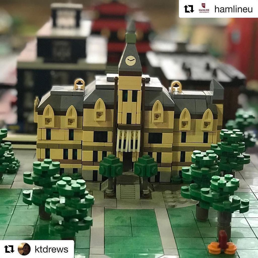 mnprivcolleges's tweet photo. #Repost @hamlineu Repost from @ktdrews: Best part of @brickmaniatoys was seeing my old office building @hamlineu #OldMain. #alwaysapiper #HamlineProud #dublum #hamlum https://t.co/Mcp2cK2J8D https://t.co/wXuICuF4Rj