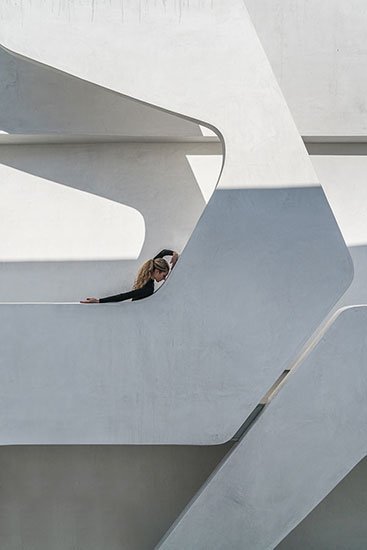 ArchRecord's tweet photo. How does architecture intersect with other arts? @LOHArchitects' view: https://t.co/k3eypXQ18y Photo © Minh Tran https://t.co/5hBTGbYpoR