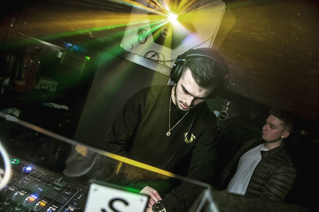 EddyAfterHours's tweet photo. A few photos we got last friday at the launch of @SeekSessions  at @Viper_Rooms with @itsWHTKD  @KayGeeBassline &amp; Dj Godders #seeksessions #sessions #viperrooms #event #eventphotography #whtkd #saytome #sheffield #vipers #clubphotography #underground #bassline #house #djs https://t.co/QV3CoQfxZM