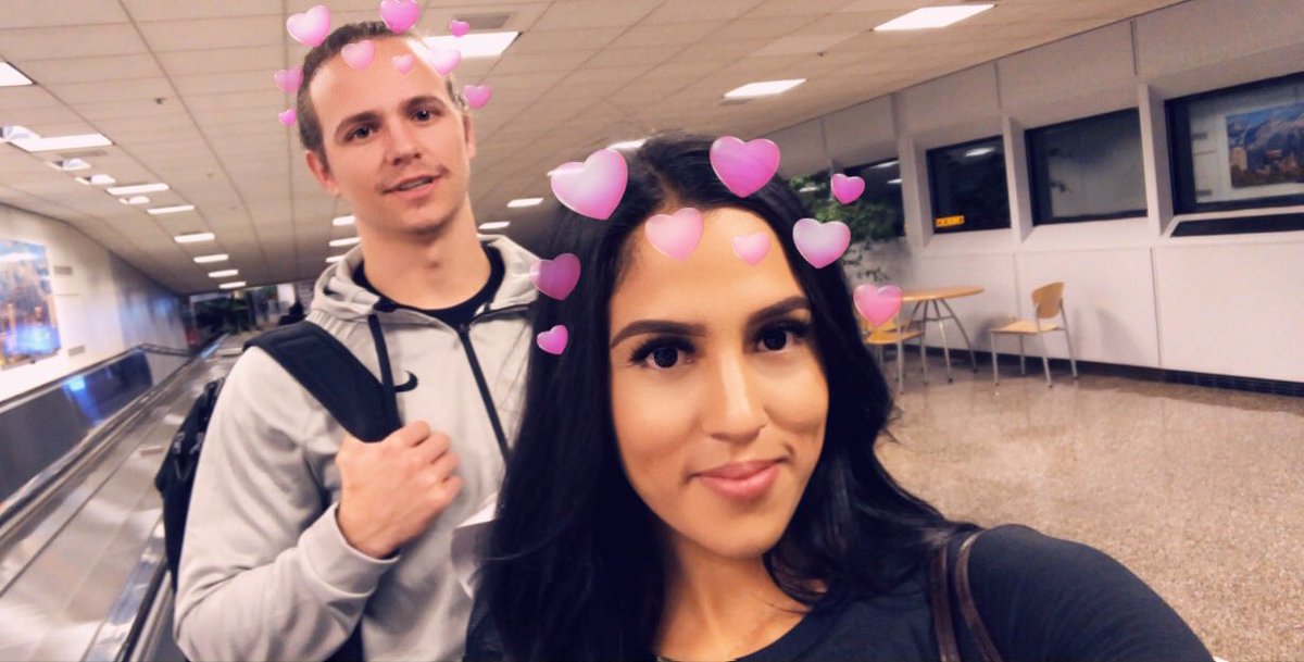 globigler's tweet photo. my face is so fat 😭 #MCM 💕 #travel #airport #byeutah https://t.co/CMKGTkkswZ