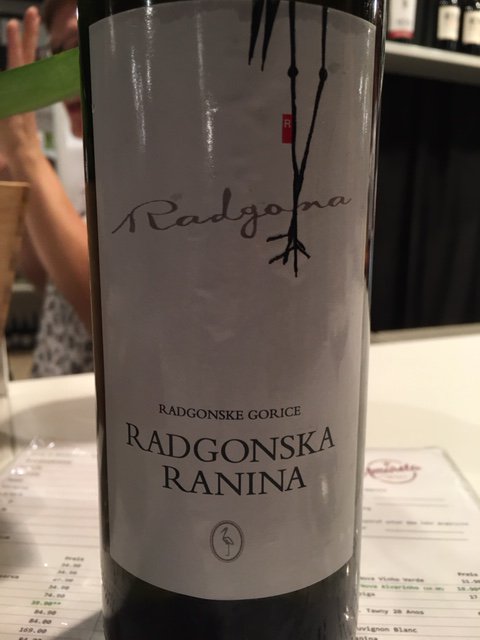James Kasprzyk - IWS, FWS, dipWSET candidate (@winecenturyaz) on Twitter photo 2016 <a href="/RadgonskeGorice/">Radgonske Gorice</a> Radgonska #Ranina 🇸🇮 Pale yellow in the glass almost clear, dry to off dry style, bright acidity dances, stone fruits, apple, slights citrus & floral notes, medium long finish. ow.ly/m5Zf30gFOQx 2016 <a href="/RadgonskeGorice/">Radgonske Gorice</a> Radgonska #Ranina 🇸🇮 Pale yellow in the glass almost clear, dry to off dry style, bright acidity dances, stone fruits, apple, slights citrus & floral notes, medium long finish. ow.ly/m5Zf30gFOQx