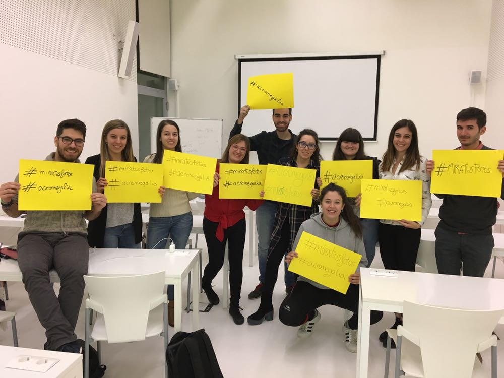 Demos visibilidad a la #acromegalia #miratusfotos desde la <a href="/_usj_/">Universidad San Jorge</a>