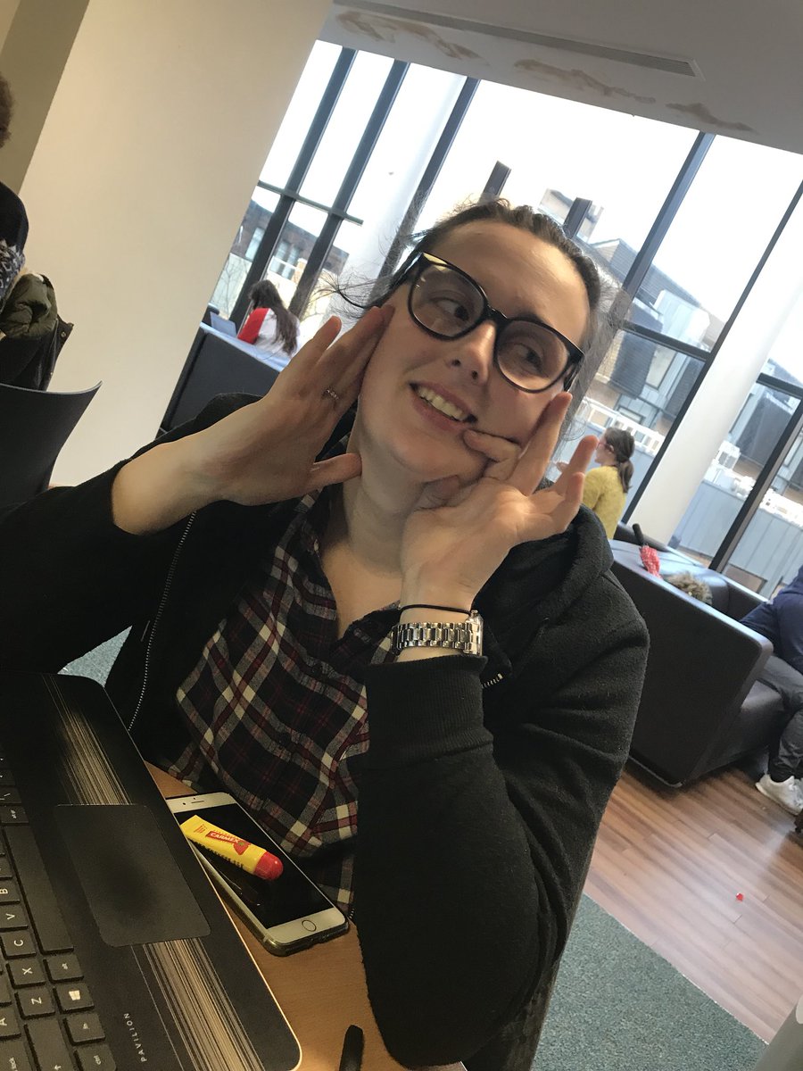 mrcarline99's tweet photo. This is what 5 hours in the library does to you.. #GUWhatIf17 https://t.co/bhlycgpOIn