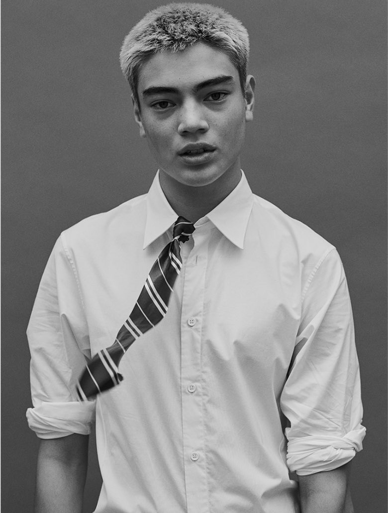 beautypapersmag's tweet photo. Check out Geron Nord, Hugh Laughton Scott, Jelle Honing & Myles Dominique from @SUPAmodels in this shoot looking at the Etiquette this timeless gentlemens classic π Photography #RogerRich Styling #WayPerry see more at https://t.co/0LBPDZiQqq https://t.co/ZJFqQY5fNX