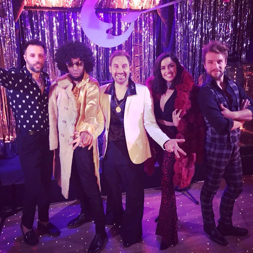 BounceUKLondon's tweet photo. Took back to 70s at the weekend for a special event! #bounce back #London #livemusic 😜🎶 https://t.co/NrKZuXUMks