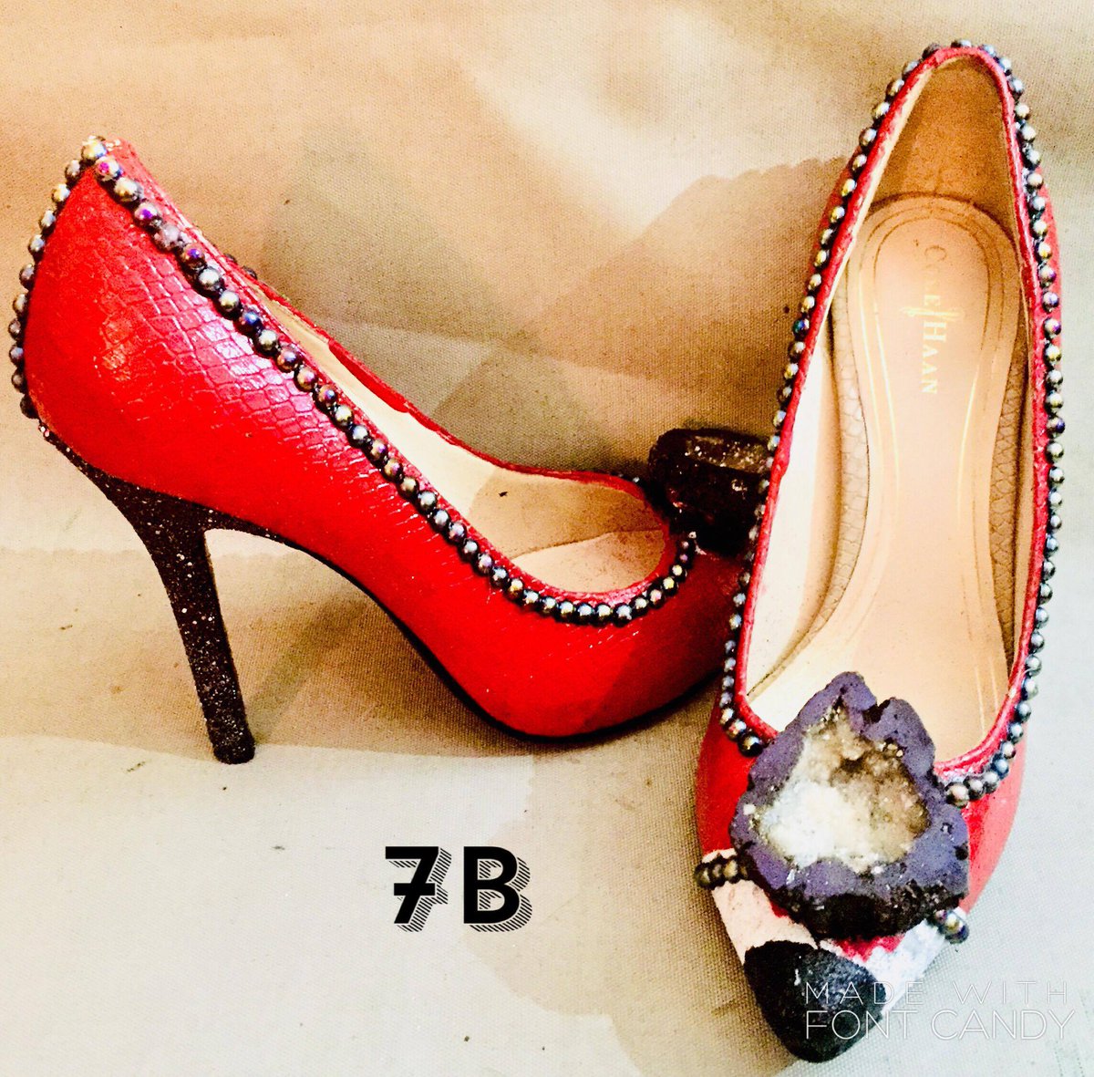 NYCFleaMarkets's tweet photo. One-of-a-kind holiday gifts from our favorite Hell's Kitchen vendors. Check out these absolutely bedazzling pumps by local artist David Pringle. You can get your very own @ David P's Closet on @poshmark. #holiday #gifts Made in #NYC! #Westsidefab! #HellsKitchen https://t.co/IUTs4EltzI