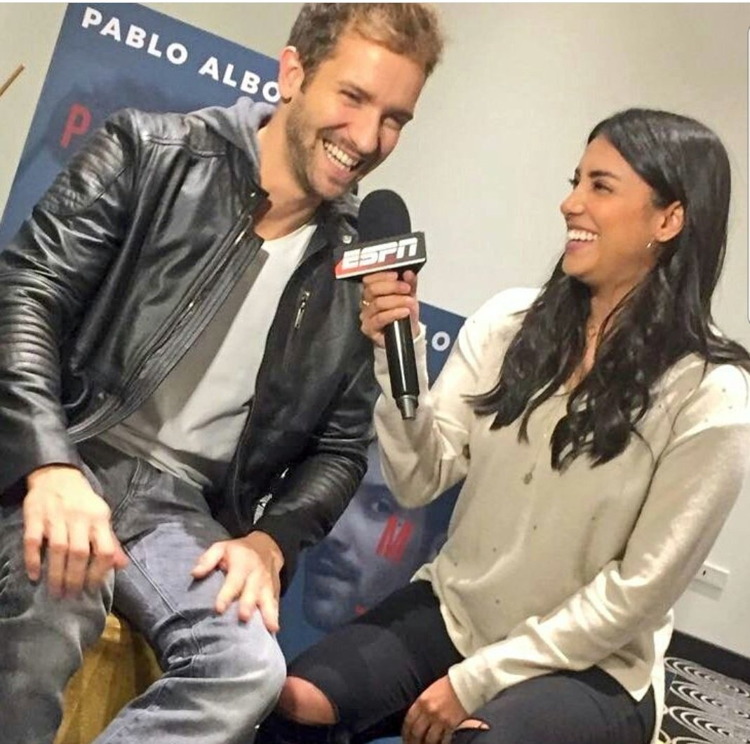 doalcarcarmen's tweet photo. @PaquiARNerva @pabloalboran @maregosco @mluzneve @yesiponcedeleon @Funcasta_80 @NoviasDeAlboran @clausantos17 @carosev1 @carmencitaff46 #LunesFelicesGraciasATí 
Cerca o lejos...siempre a tú vera..
#PromoPrometoColombia 🎶! https://t.co/lyhfCdmUjq