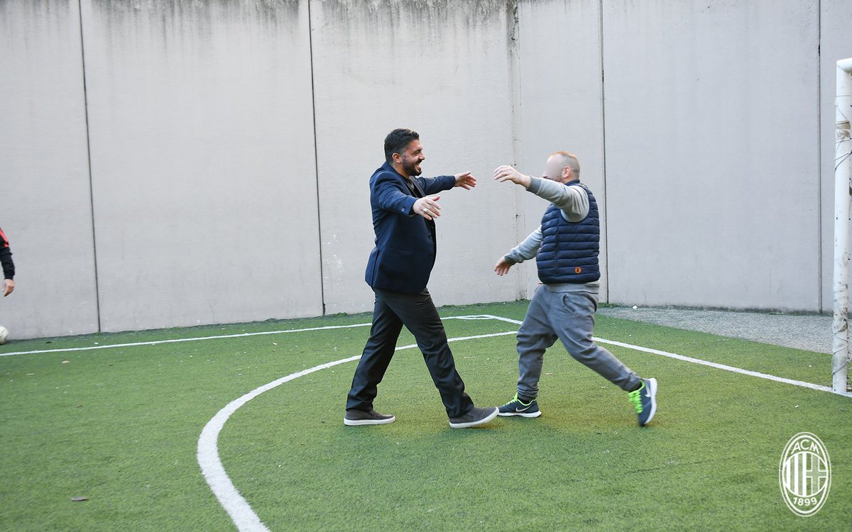 MilanPosts's tweet image. #Gattuso visits San Vittore prison