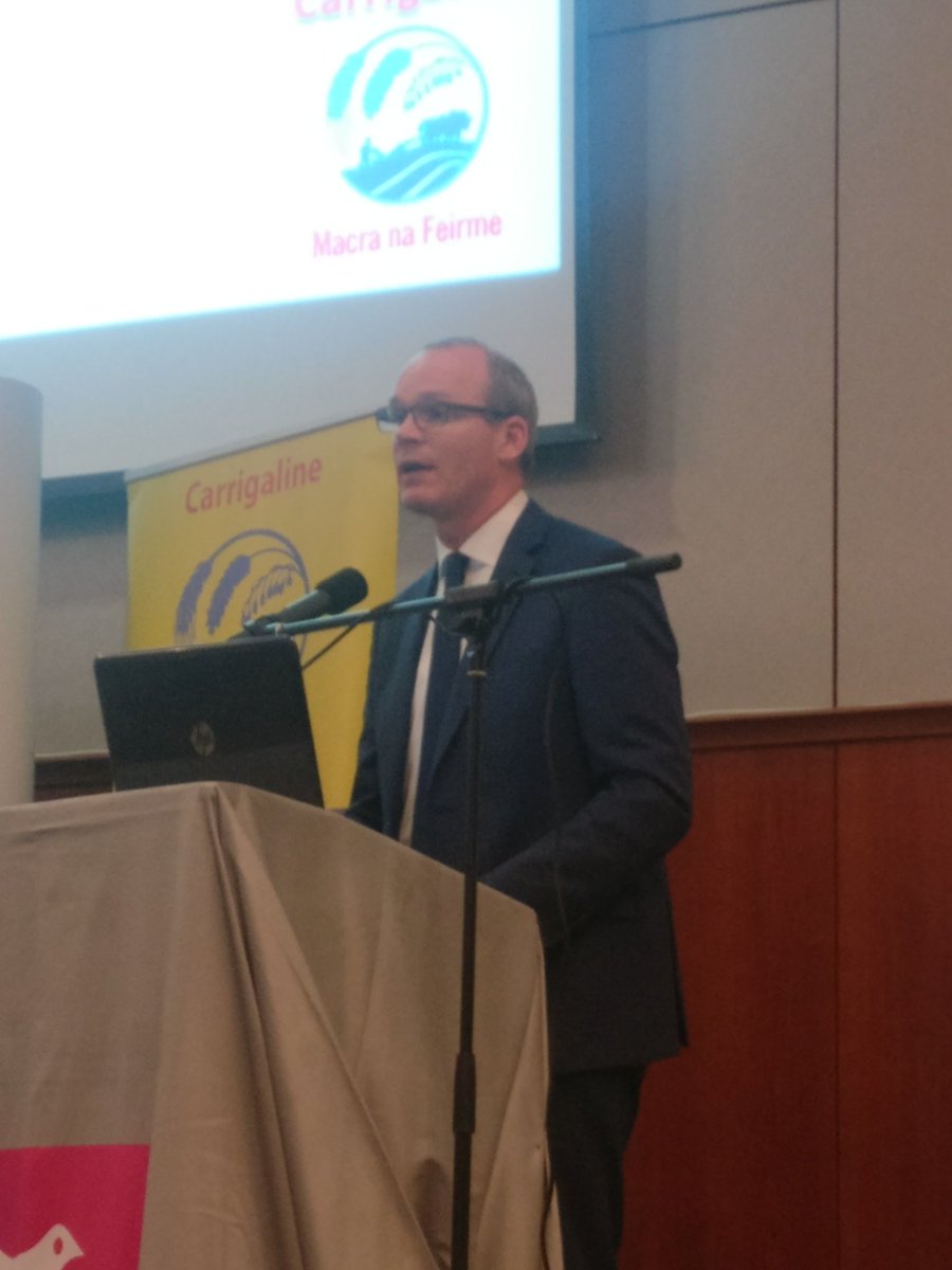 Minister <a href="/simoncoveney/">Simon Coveney</a> addressing <a href="/ClineMacra/">Carrigaline Macra</a> talk expressing the need for expansion that understands the need to heed environmental challenges already upon us
#CarrigalineAgTalk 
#backedbyAIB