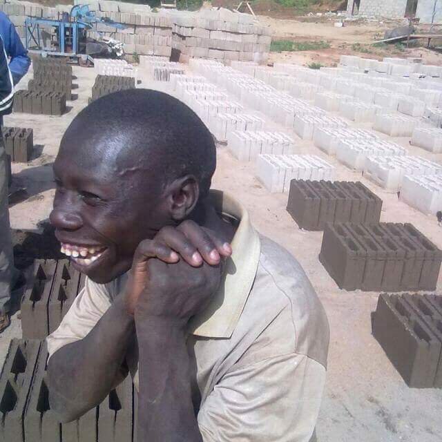 MokotediScott's tweet photo. @Londy16Ndlovu @MUSA_KHULU @UnDEANiable @fifimoeng Tell him tuuu https://t.co/7EjD3nTzQd
