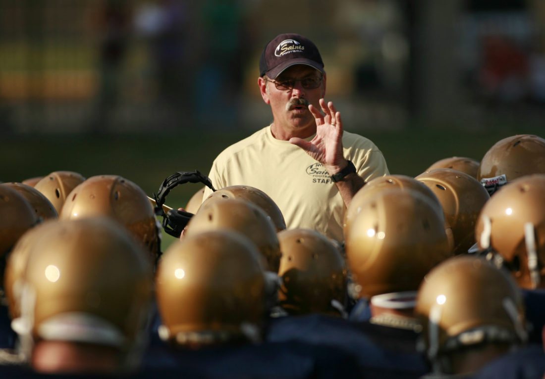 #BREAKING: After four decades in coaching, including the last 15 years leading <a href="/BishopDwengerHS/">Bishop Dwenger HS</a>, Chris Svarczkopf is retiring. <a href="/SidelineSwami1/">The Sideline Swami</a> news-sentinel.com/news/local-new…