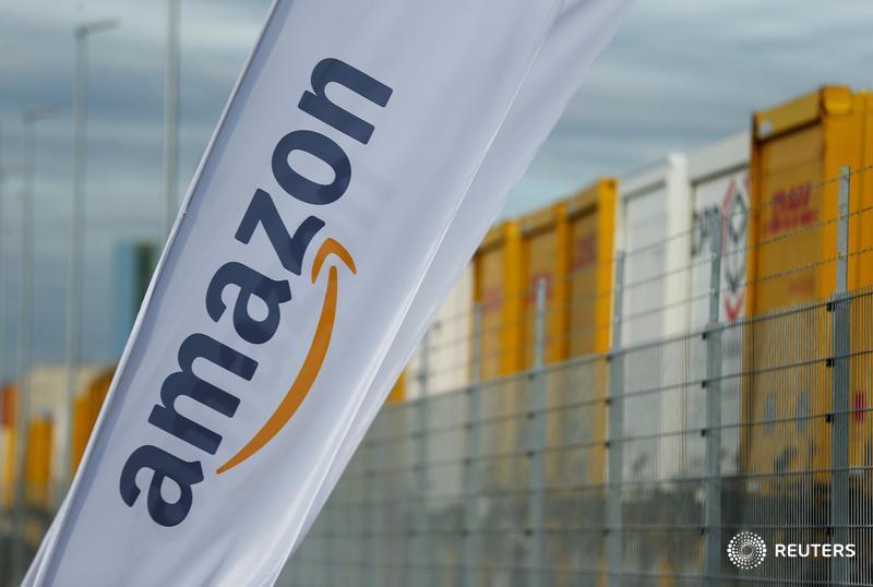Why Wal-Mart won't overtake Amazon - @philbak1 http://reut.rs/2BrxFe0 @ReutersMoney $WMT $AMZN #CyberMonday