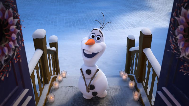 Gizmodo's tweet photo. Coco is great, but everything that screens before it is garbage https://t.co/6JukFWxVLO https://t.co/H1Uga7O7QD