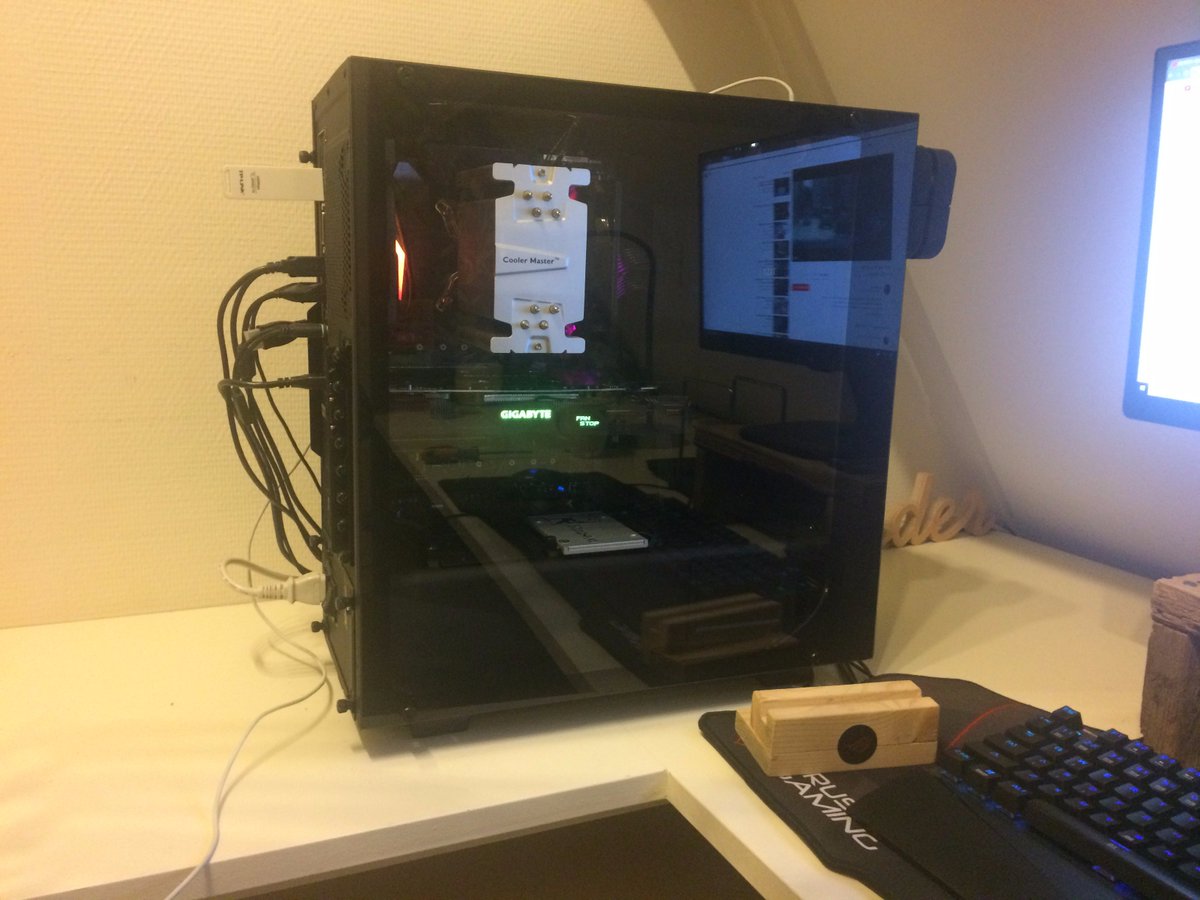 itzThorminator's tweet photo. ##Showmyrig https://t.co/Myja7WTlT4