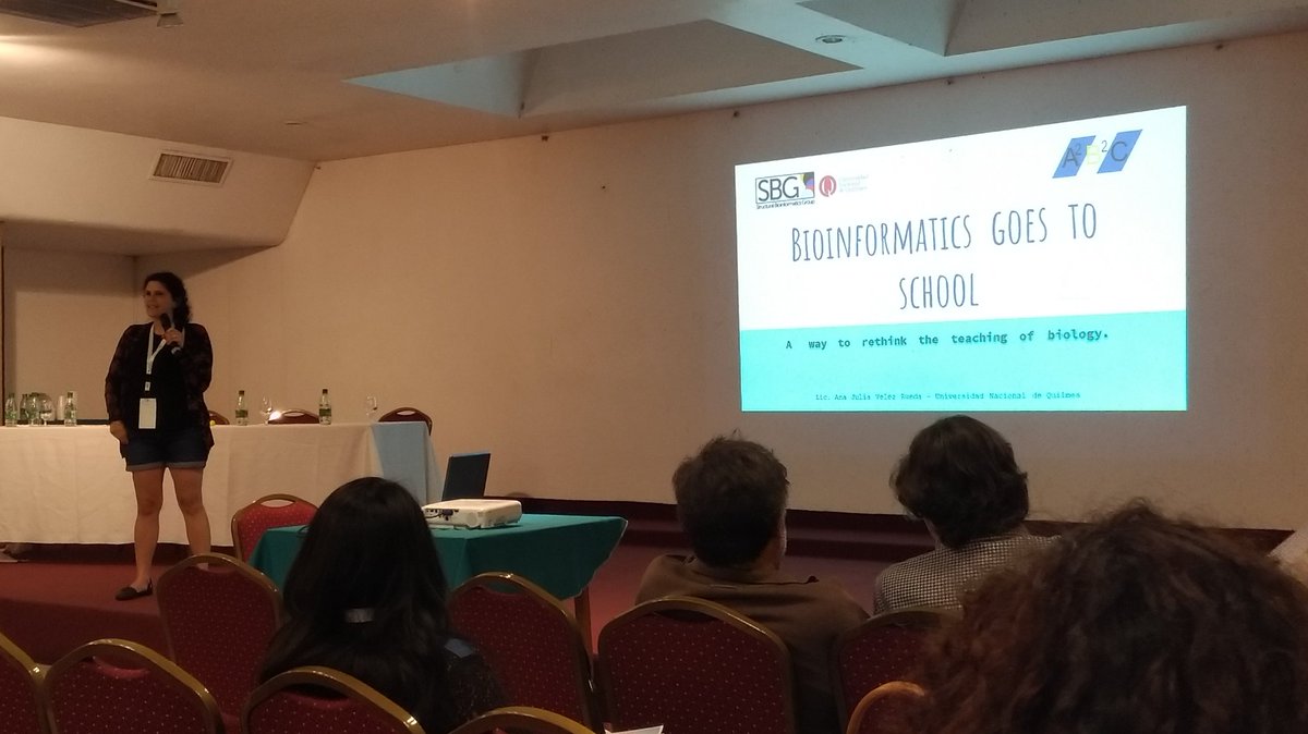 NPalopoli's tweet photo. Ana Julia Velez Rueda is leading the project Bioinformatics Goes to School. Experiences in High School teaching of Bioinformatics presented at #CAB2C17 https://t.co/YFdqi2SOB7