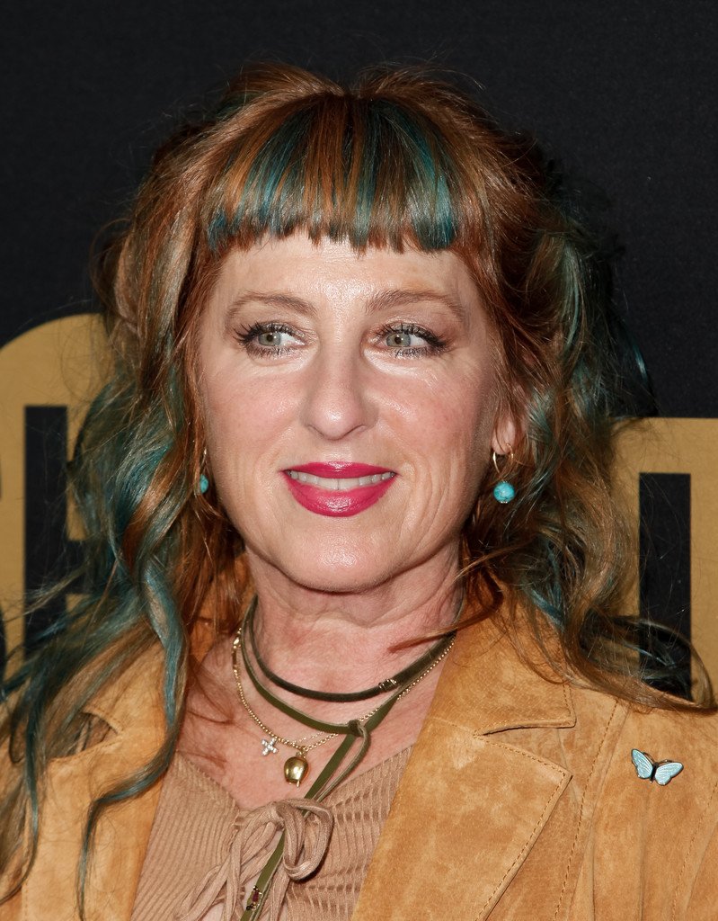 Happy Birthday to Kimmy Robertson the voice of Alice in \"Mad As A Hatter\"! 