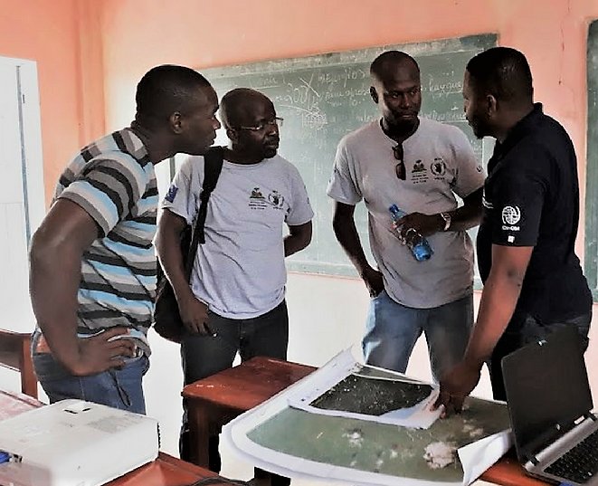 IOMHaiti's tweet photo. Le @MASTHt, le @WFP_Haiti et @ONUmigration en #Haiti commencent une grande enquête socio-économique dans la Grande Anse. Environ 90,000 familles seront interrogées afin de compléter la base de données #SIMAST et ainsi renforcer le système de protection sociale en #Haïti https://t.co/RiPRMH4fy7