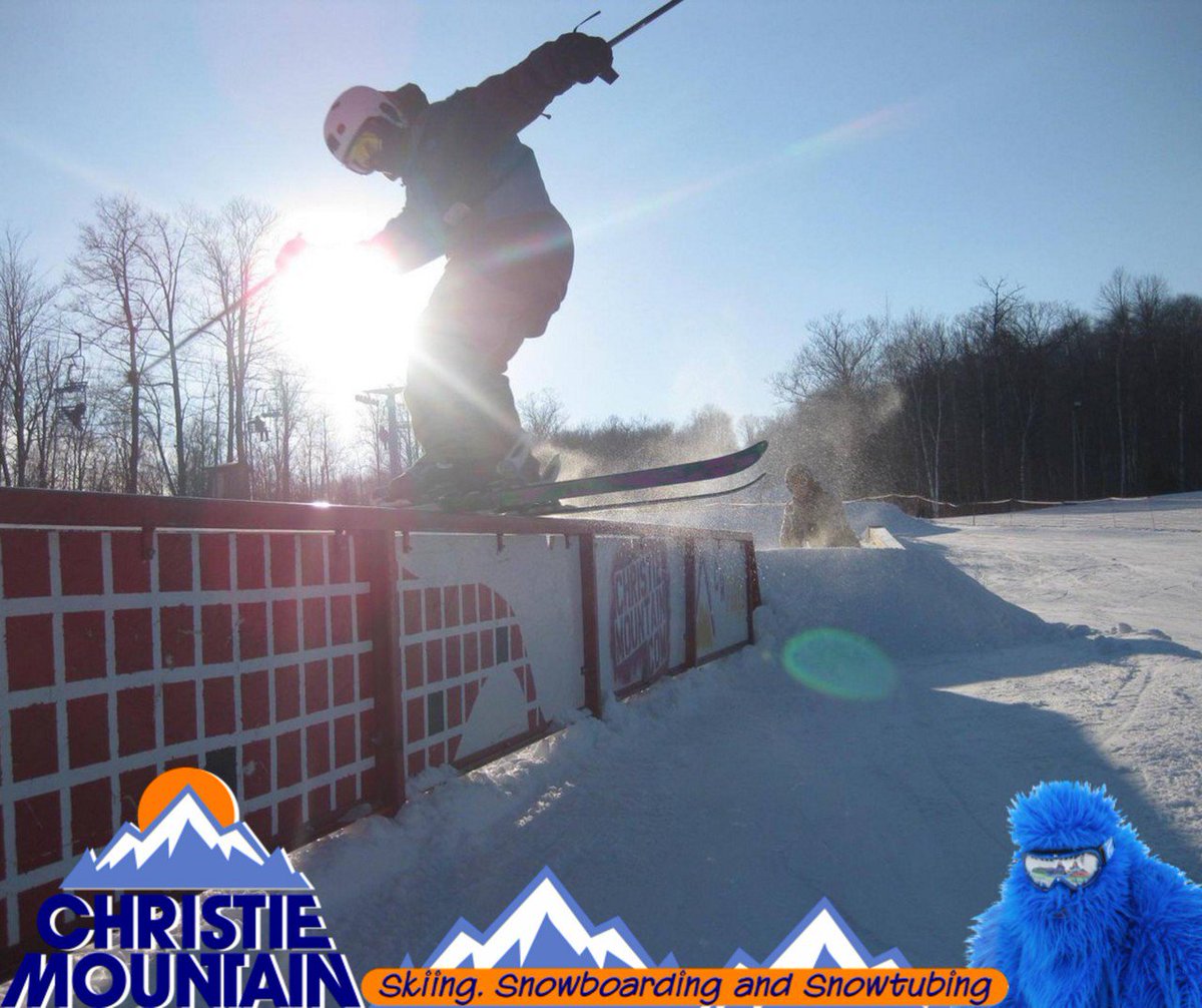 ChristieMtn's tweet photo. Who's ready to #SkiDecember? Preseason rates #weekends in #December! #ChristieMountain #snowboard #snowtube #familytime #ridelocal #skilocal #discoverwisconsin https://t.co/J3pvh30rLz