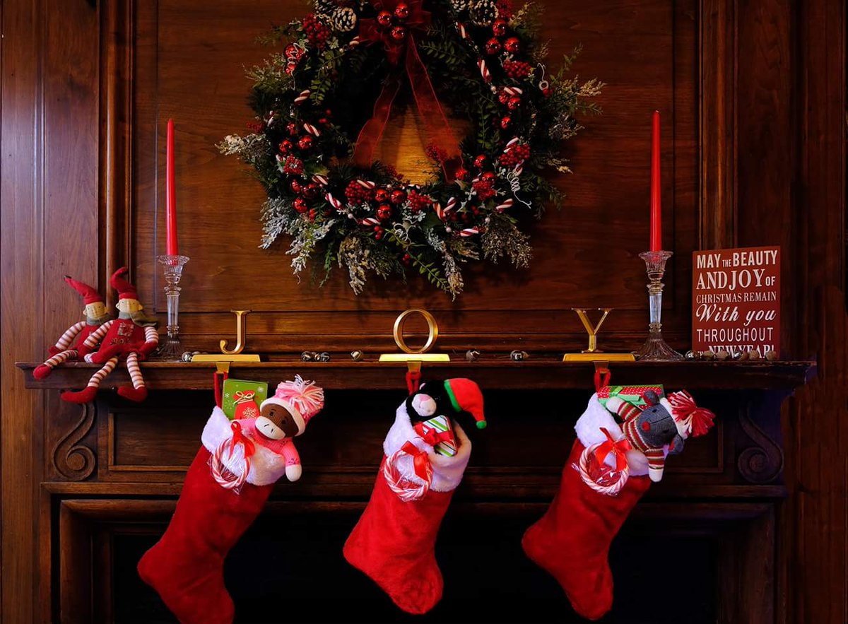 thetrustees's tweet photo. The Holiday season is upon is! Give the gift of 365 days of new experiences, peaceful moments, and lasting memories - all with a Trustees gift membership! https://t.co/wQKEUCNqN4 https://t.co/esbPyLOPSX