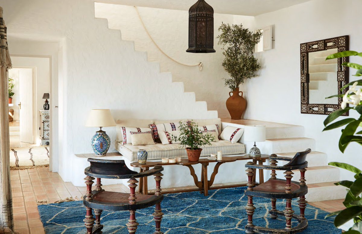 Join <a href="/floresvianna/">Adrielly Vianna Flores</a> for Haute Bohemian book signing <a href="/putnamandmason/">Putnam and Mason</a> in Greenwich, December 4th 6-8pm! RSVP staff@imagesanddetails.com #interiordesign #Interiors #interiordecor