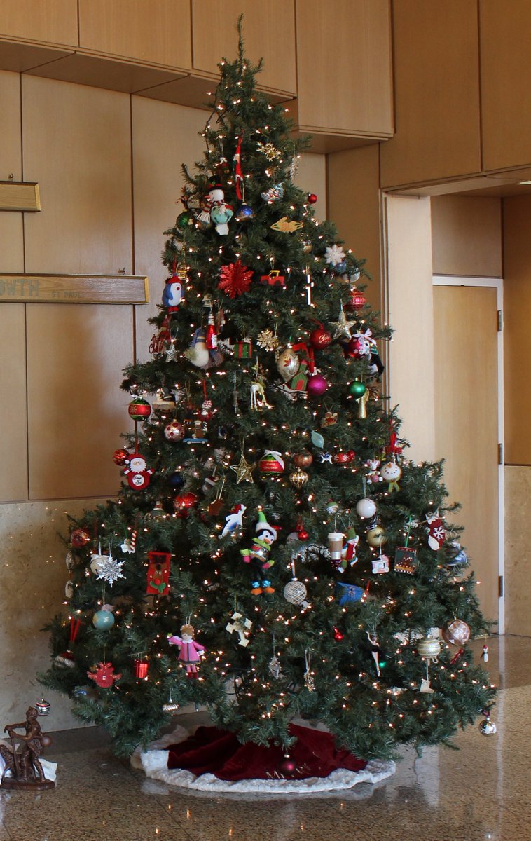 Students Introduce An Ornament And Explain Why The Christmas Are Important To Them Stop By Outside Brandsma Chapel View Tree Students Introduce An Ornament And Explain Why The Christmas Are Important To Them Stop By Outside Brandsma Chapel View Tree