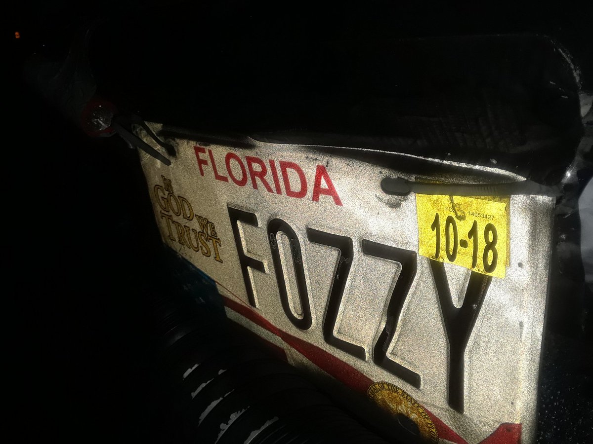 BeachMetalDicks's tweet photo. I got a #FOZZY #bubbarub License plate light warning last night from #LargosFinest #Fixed #NotTonightOfficer #ThanksForWhatYouDo #bubbaarmy https://t.co/kHwbd79FFo