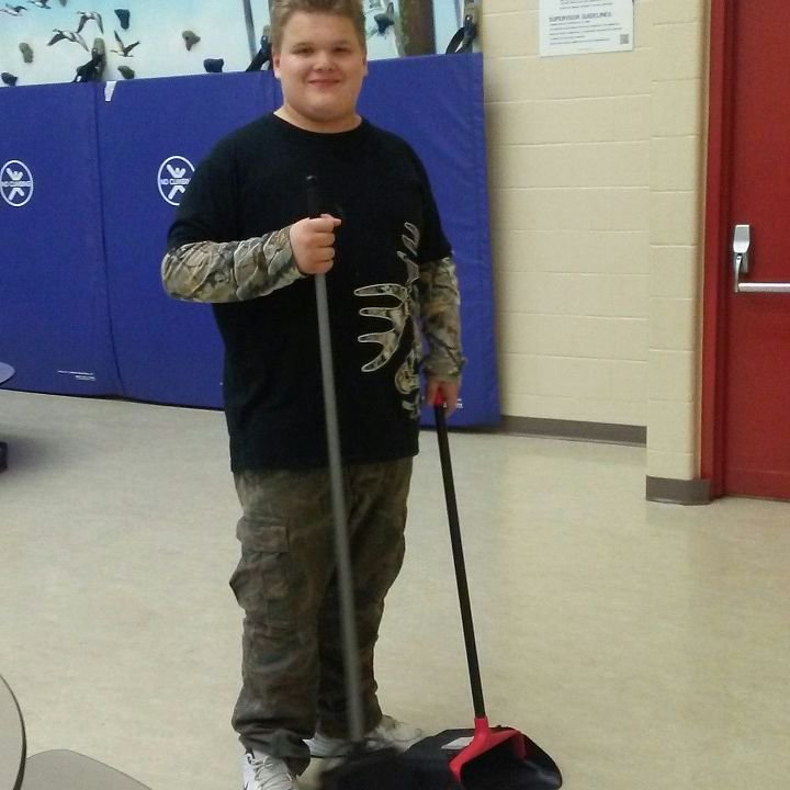 mindojw's tweet photo. Back to school meant back to work for these students. We have a librarian assistant and two cafeteria assistants. #schooljobs #lifeskills #allstudentslearn #downsyndromerocks #autismrocks #letsbelieveineveryone
#SpecialEducation #differentnotless @wearrrichmond @reetherington https://t.co/Bb9kARP5bu