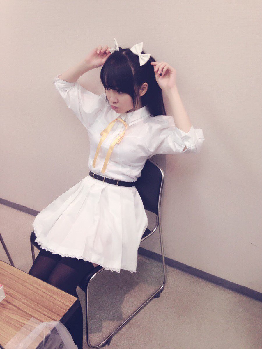 木戸衣吹 11月28日はいいニーハイの日らしいです ひゃん いいニーハイの日