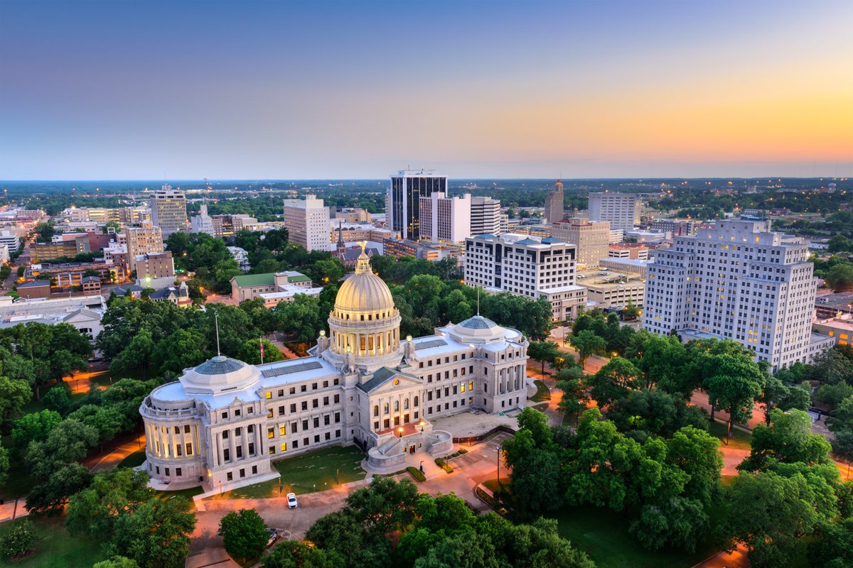 mdaworks's tweet photo. RT @GlennMcCJr: From the Delta to the Coast- @NatGeoTravel features  Mississippi’s #culture, #cuisine and #communities on their ultimate #Mississippi road trip. https://t.co/W9DHpDvdyh #VisitMS https://t.co/ZU61jLjl4R