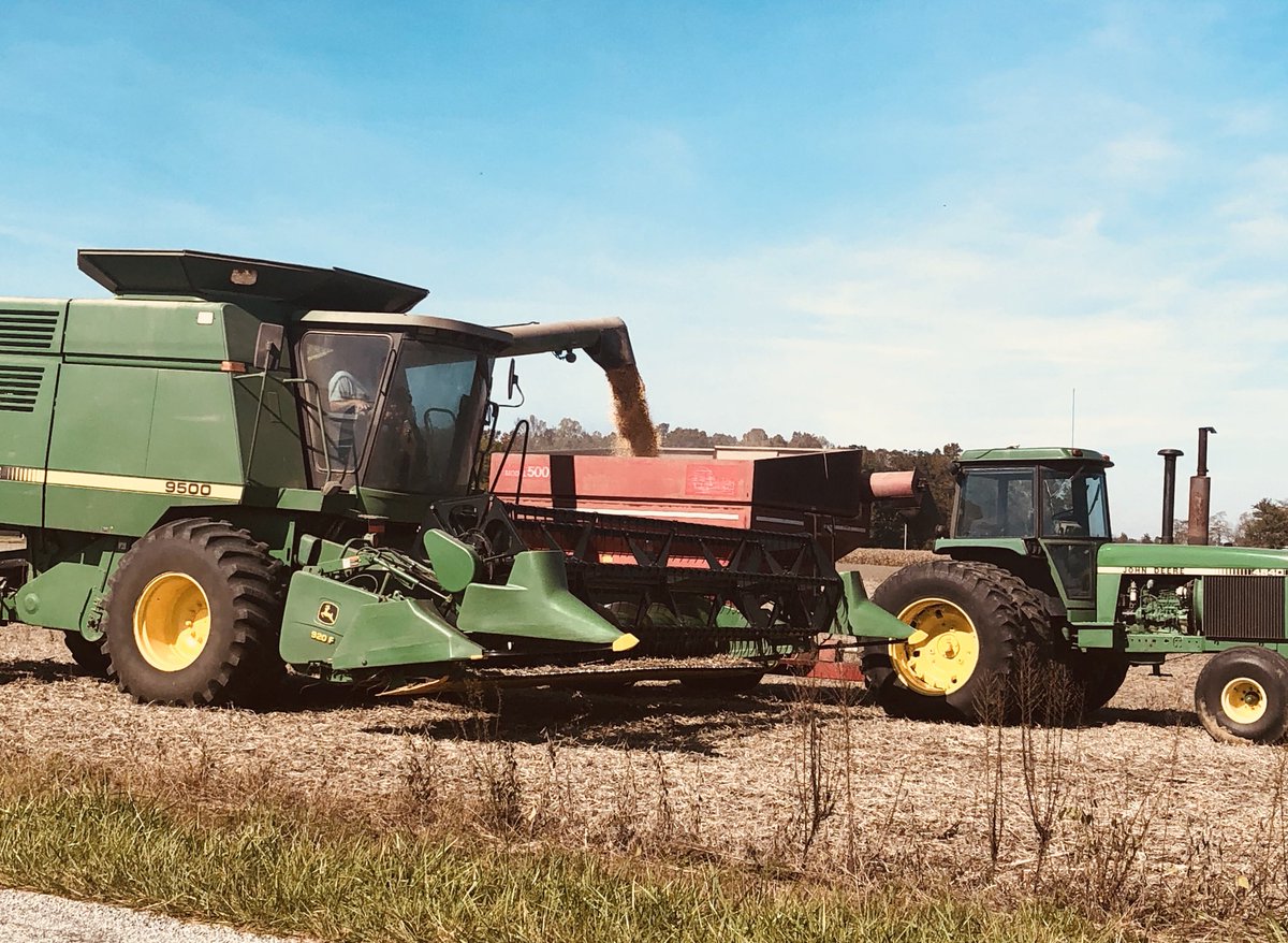 2017 soybean harvest complete. #PlacedToPerform #Contest <a href="/MenchhoferSeed/">Menchhofer Seed</a>