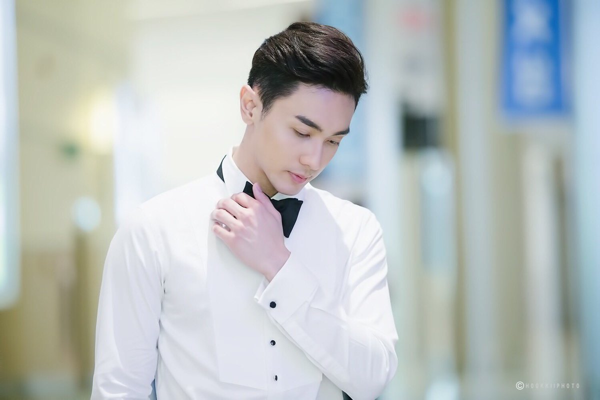 NatthewClub's tweet image. [Pics] 27.11.17 @nat_thew &amp;gt;&amp;gt;&amp;gt; ‘Manhunt International’ by Hookkii #2