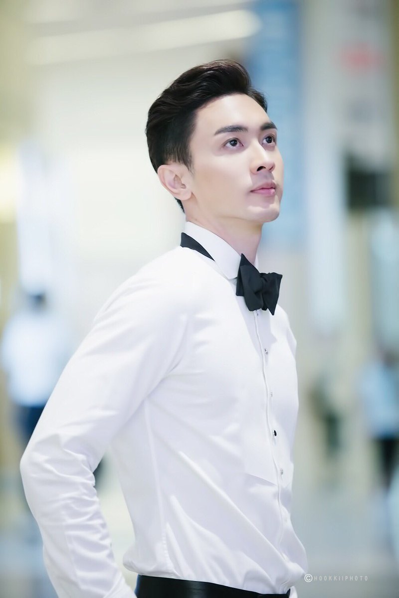 NatthewClub's tweet image. [Pics] 27.11.17 @nat_thew &amp;gt;&amp;gt;&amp;gt; ‘Manhunt International’ by Hookkii #1