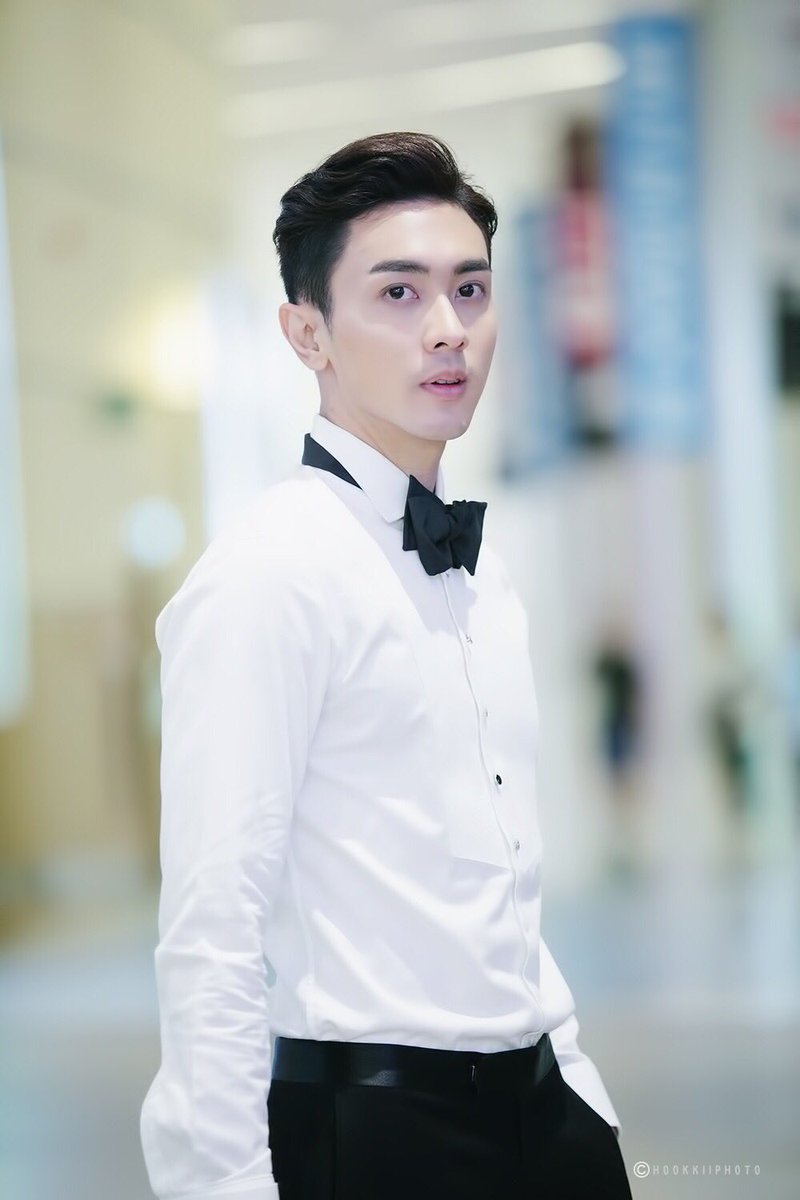 NatthewClub's tweet image. [Pics] 27.11.17 @nat_thew &amp;gt;&amp;gt;&amp;gt; ‘Manhunt International’ by Hookkii #1