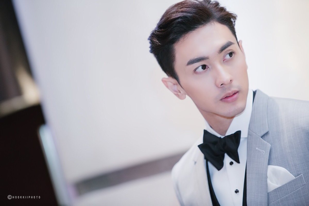 NatthewClub's tweet image. [Pics] 27.11.17 @nat_thew &amp;gt;&amp;gt;&amp;gt; ‘Manhunt International’ by Hookkii #5