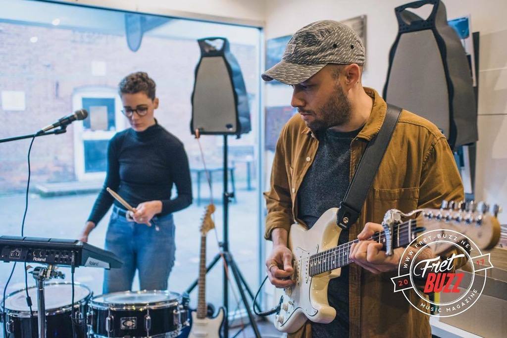 Fret_Buzz_Mag's tweet photo. Great mini show at @elephantrecordshop from @templesofyouth for the release of their debut EP 👌🏻🔥 https://t.co/rnTvsEVlN8 https://t.co/0pgA0tr6oJ