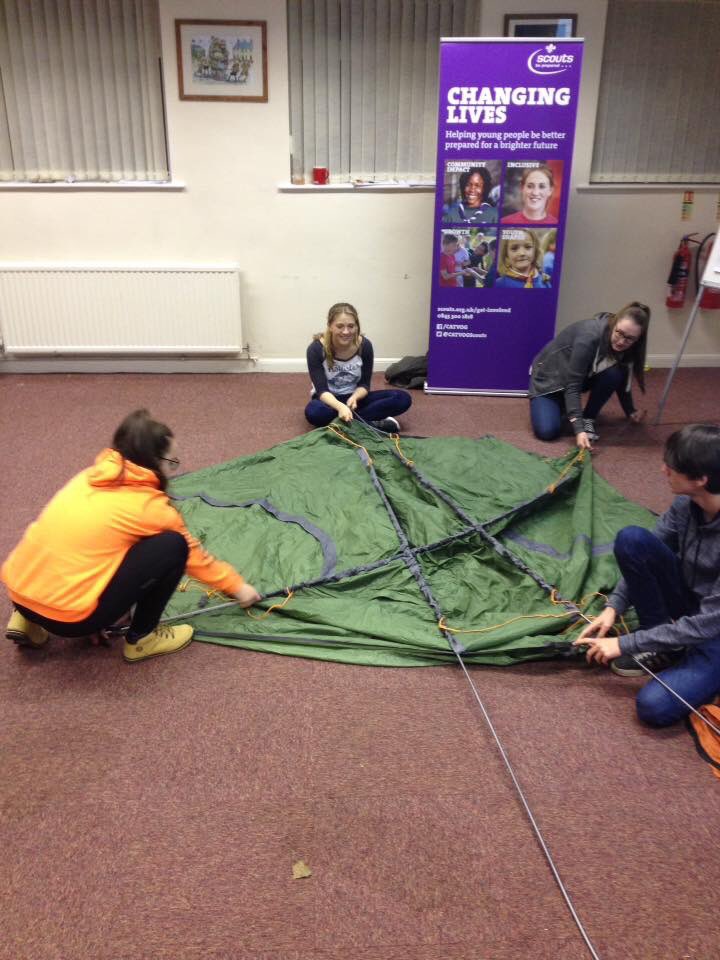 AfonExplorers's tweet photo. 24 Young Leaders practicing teaching skills and thinking about learning styles @NorthScouts @CardiffValeArea #skillsforlife #rubbishorigami https://t.co/o2SQRYuNtx