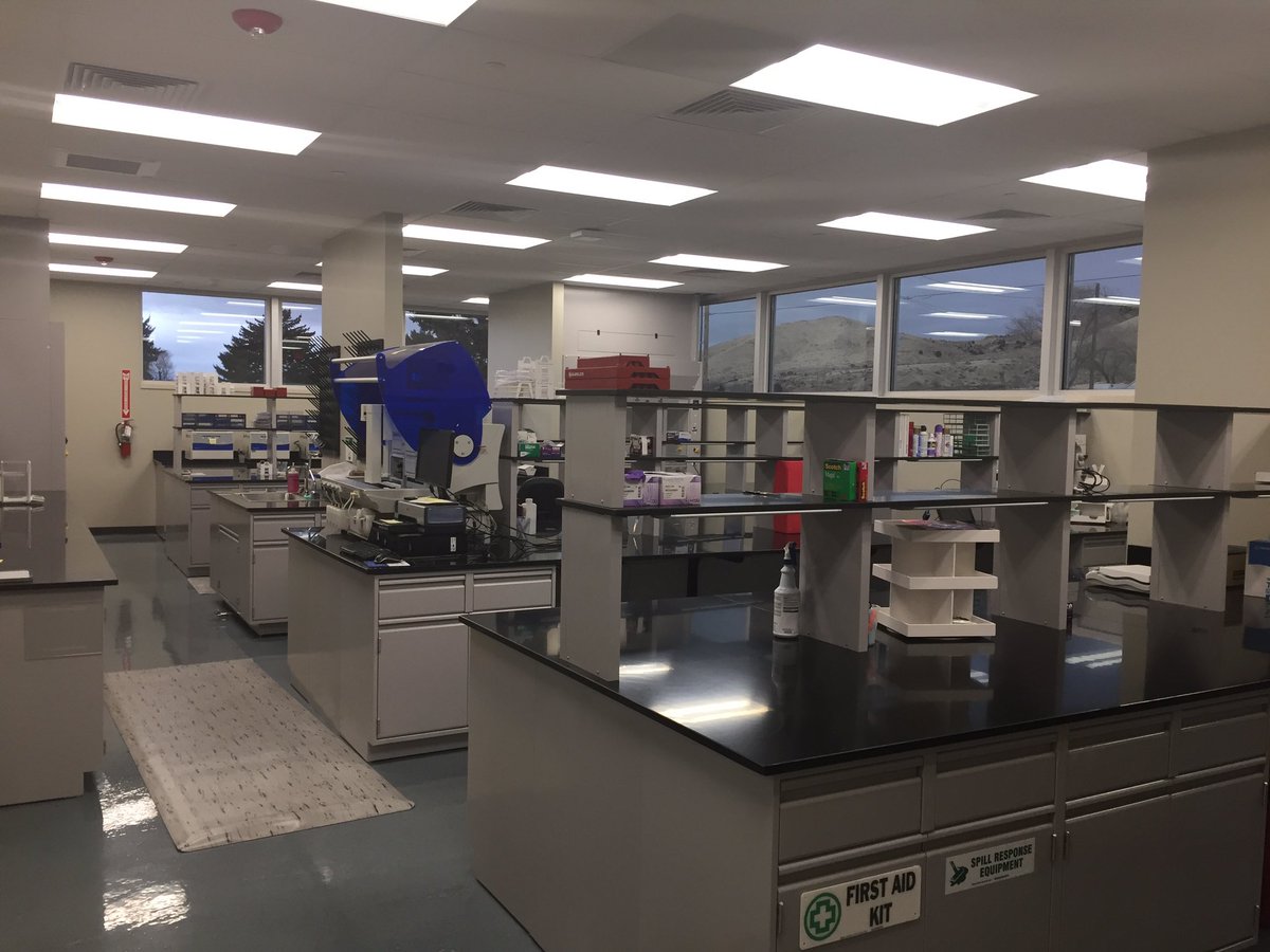 ISPForScience's tweet photo. Come by the Pocatello @IdahoStPolice combined facility. We are ready to give you a tour of our awesome new lab. #leansixsigma #labsmart #ispfs https://t.co/Ao4qplBz25