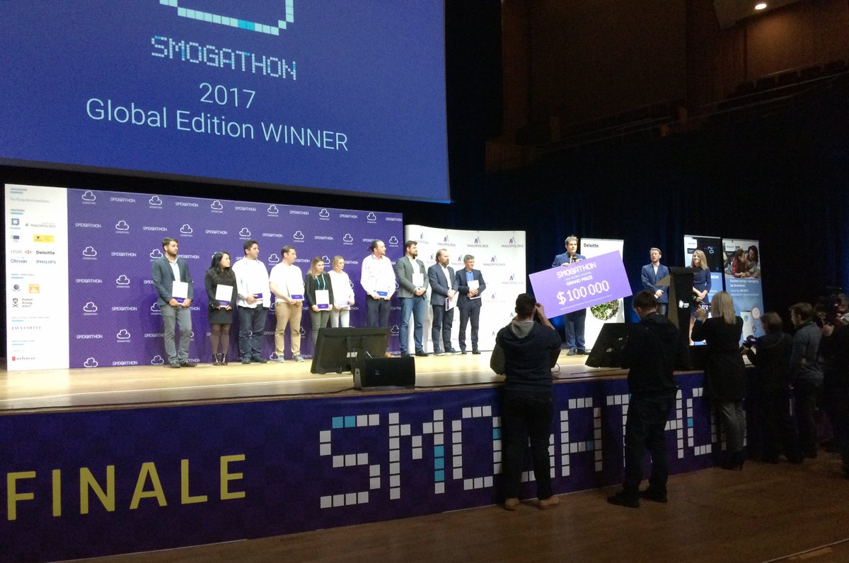 Anna_Skibicka's tweet photo. There is no silver bullet to fight air pollution, each action needs to be taken. All participants on stage during @Smogathon finals in Cracow. @Artveoli, Inc. takes it all. https://t.co/tJyvmn8Wyy