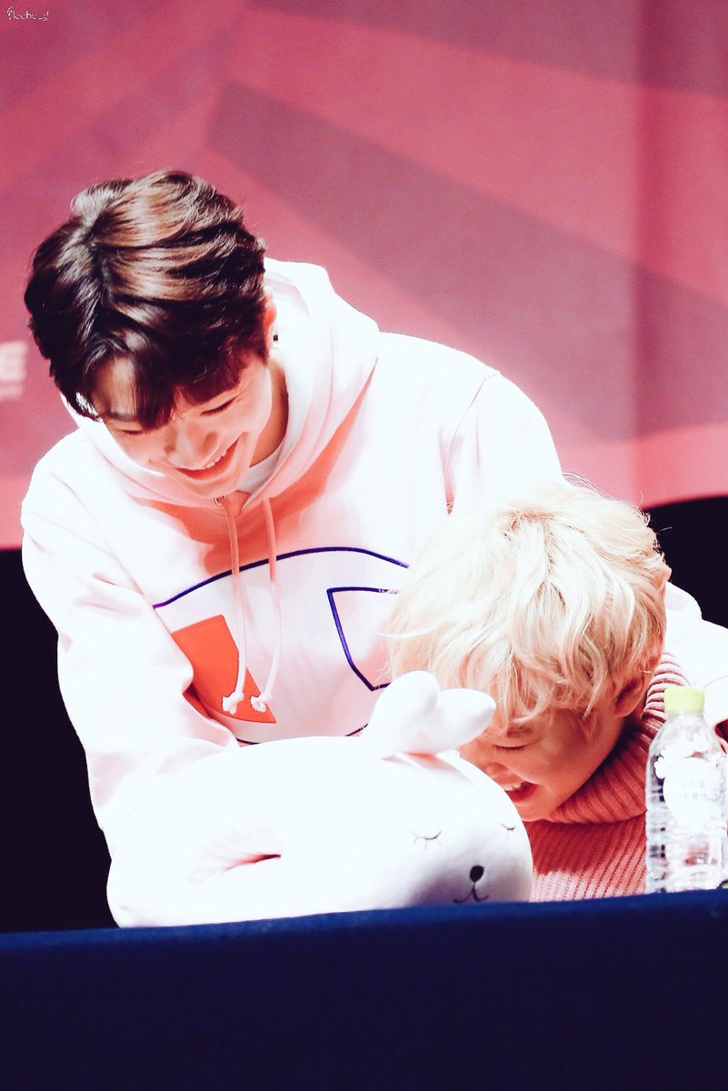 plzplzplzTT's tweet image. 💕💕판윙 사랑해💕💕

#판윙