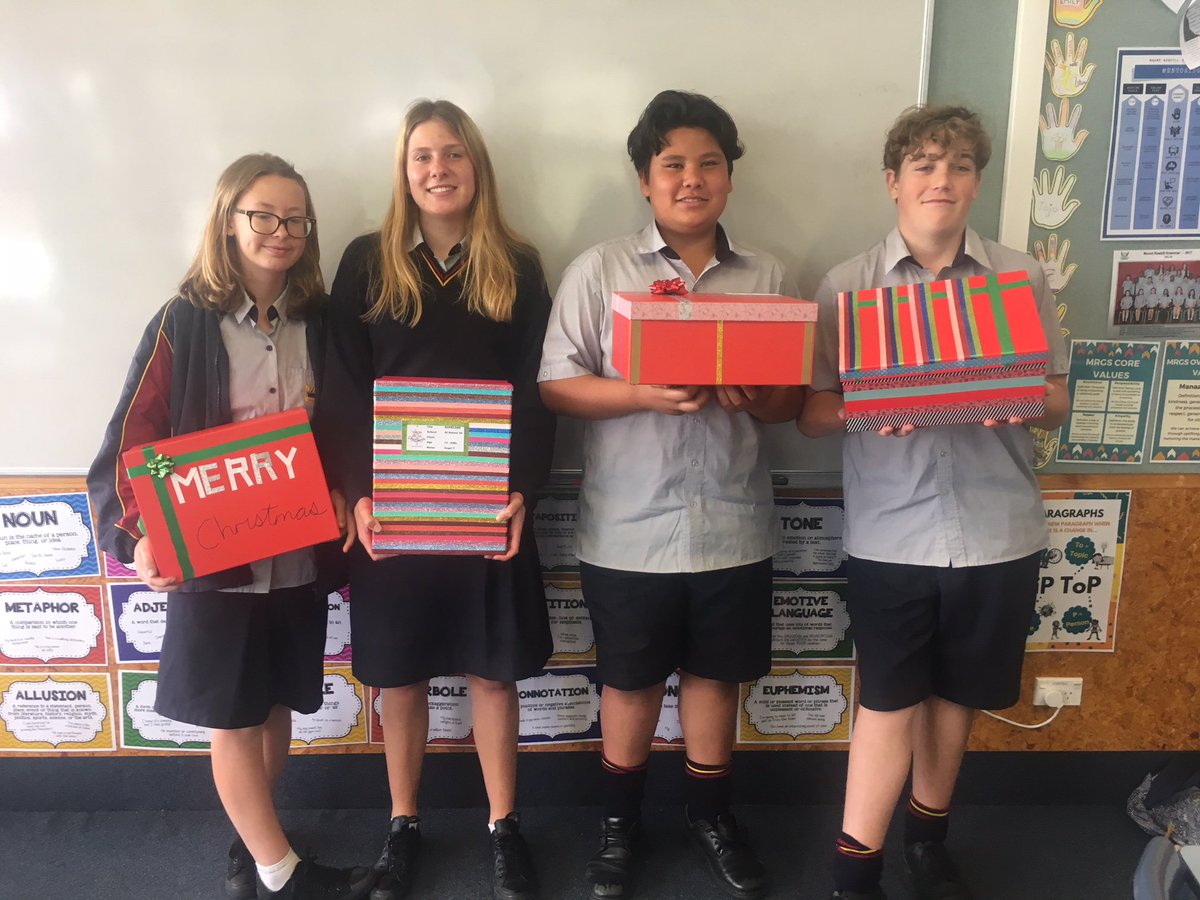 melisake's tweet photo. Our presents are ready to be dropped off for delivery :)
#shoeboxchristmas
https://t.co/cRkY81FnV6 https://t.co/9fgcKSxtlD